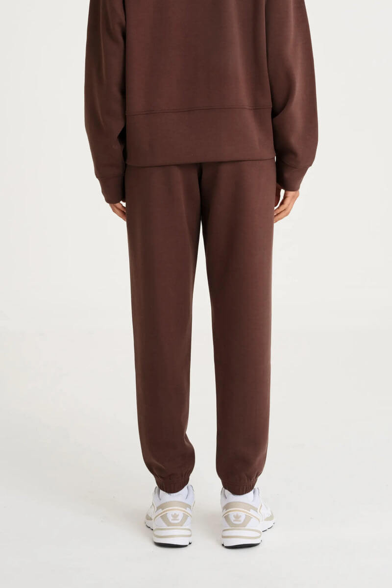 ALLFENIX Soft Luxury Cuffed Track Pant in espresso