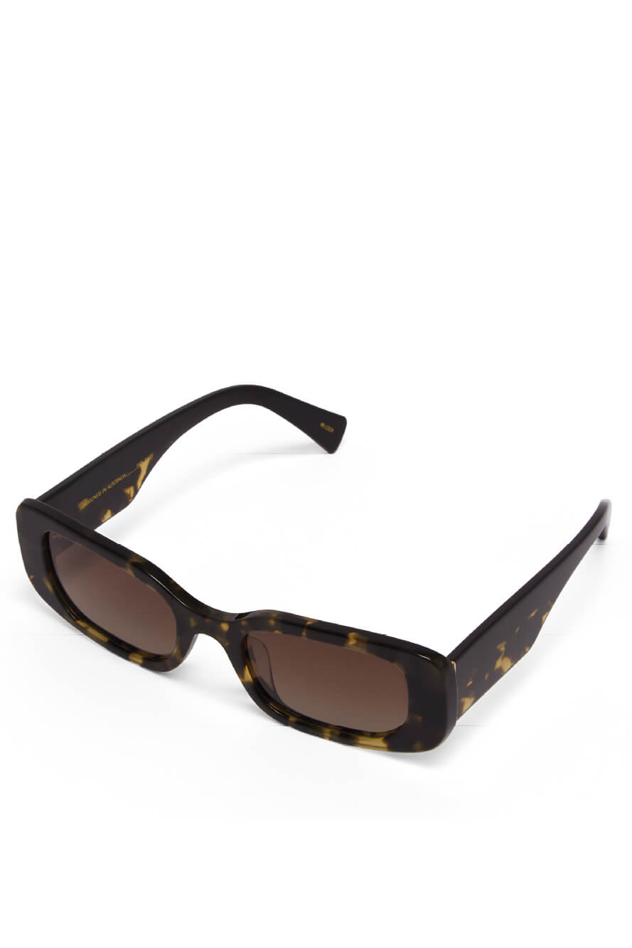 Banbe Tash Sunglasses in toffee tortoise black and pecan
