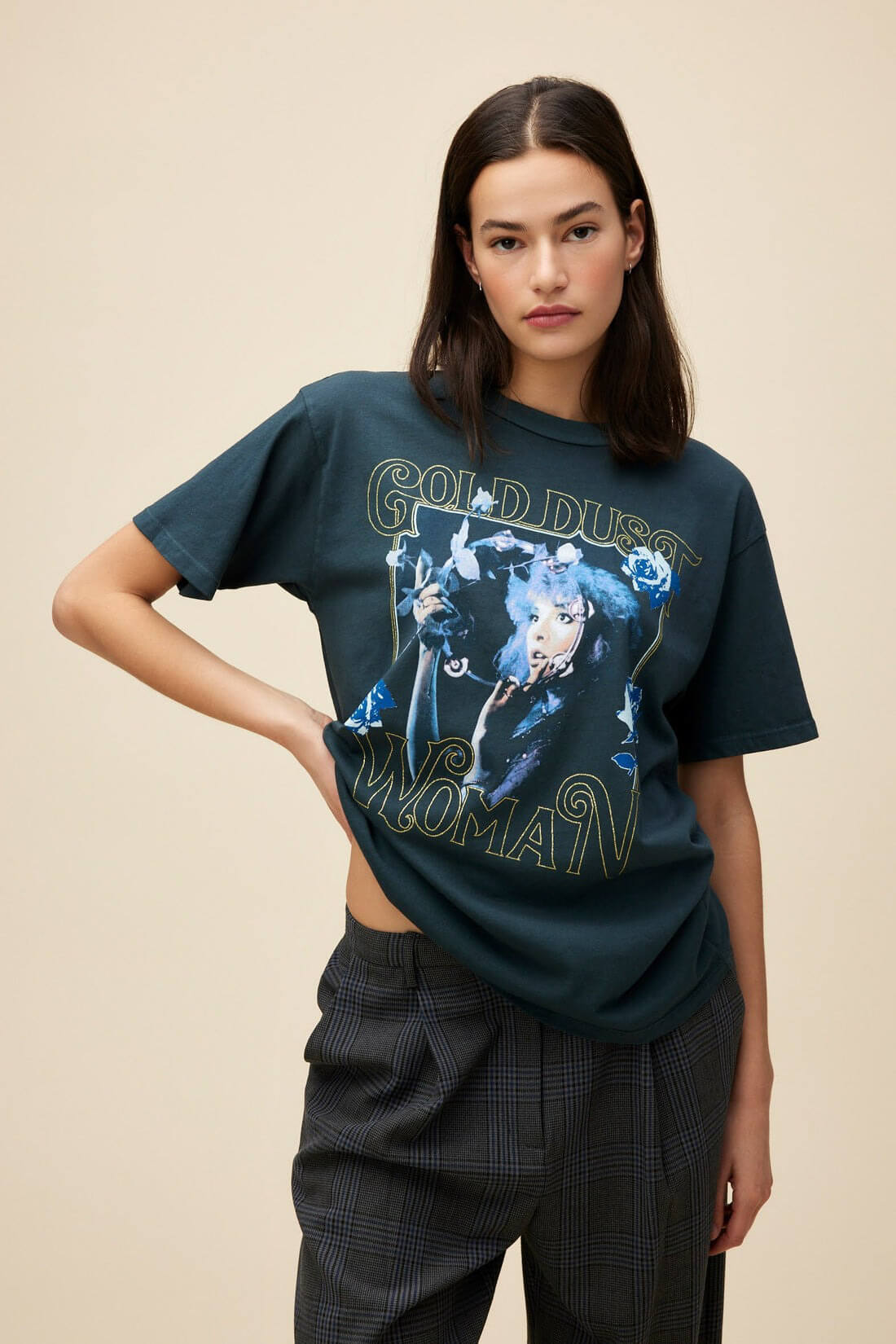 Daydreamer Stevie Nicks gold dust woman tee in vintage black