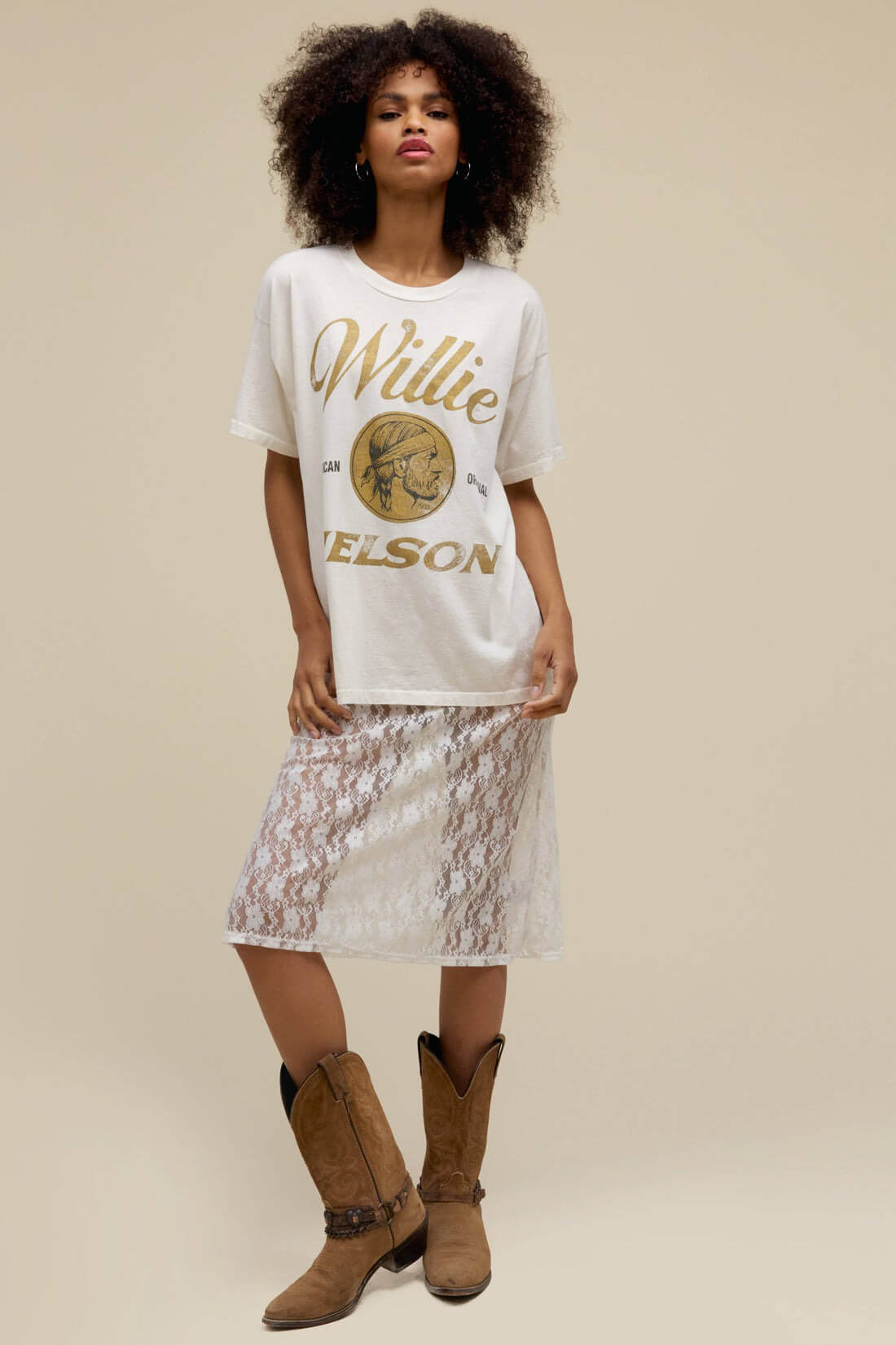 Daydreamer Willie Nelson American OG tee in vintage white