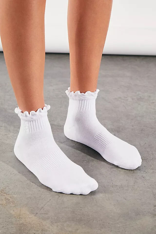 Free People classic ruffle socks in white