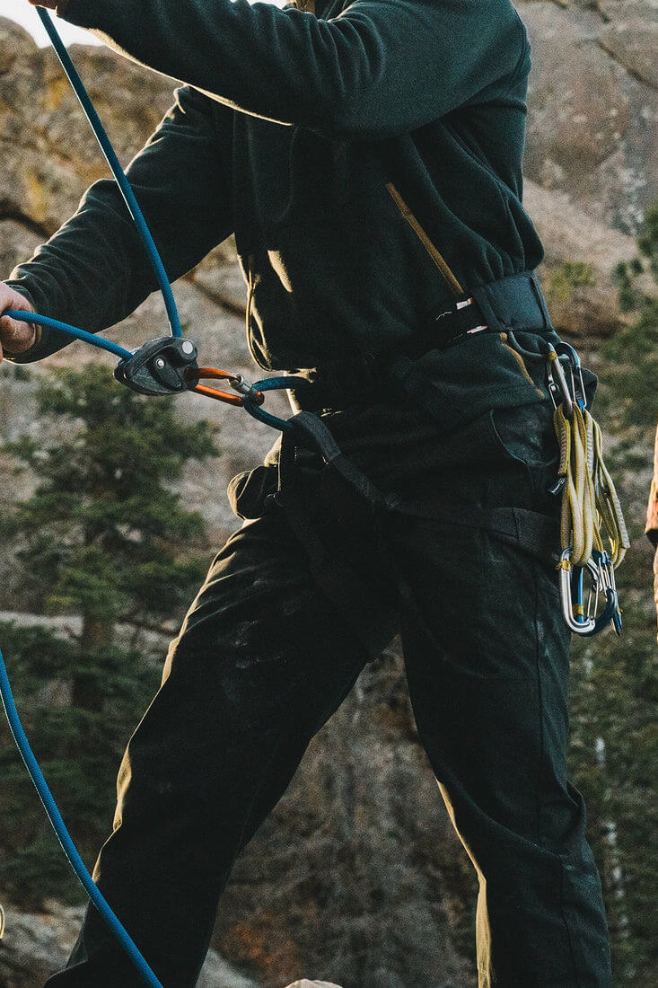 Howler Bros Reimers Trek Pant in midnight