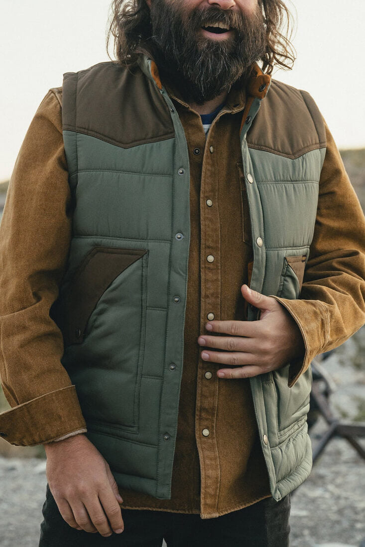 Howler Bros Rounder Vest in oregano and cocoa