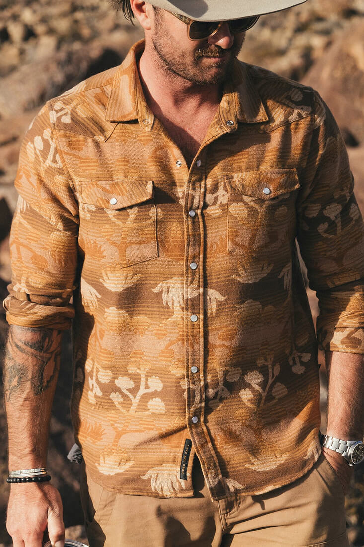 Howler Bros Sheridan Flannel in maguey mirage camel