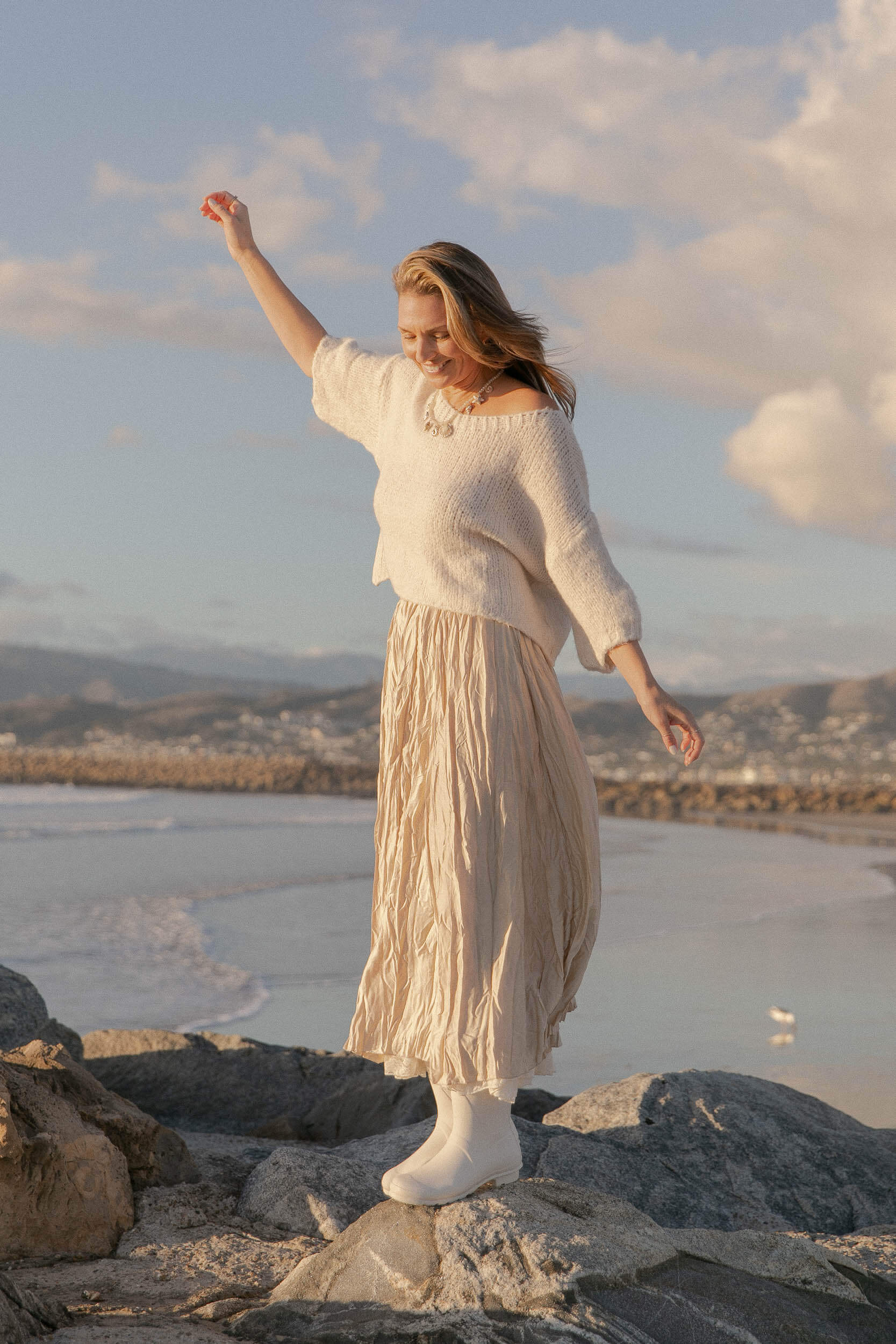 Womens thin knit cropped sweater