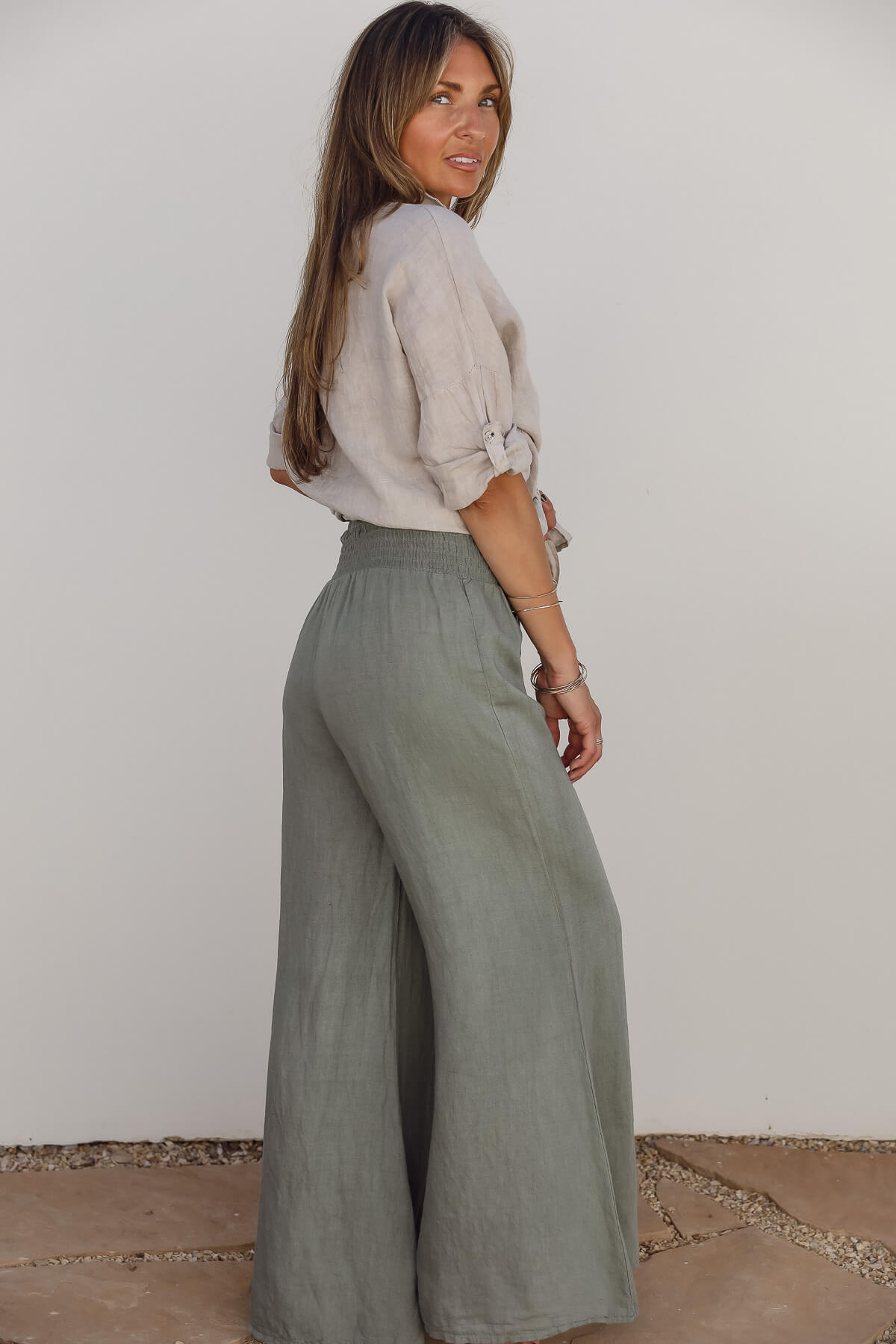 Womens pocketless linen pants