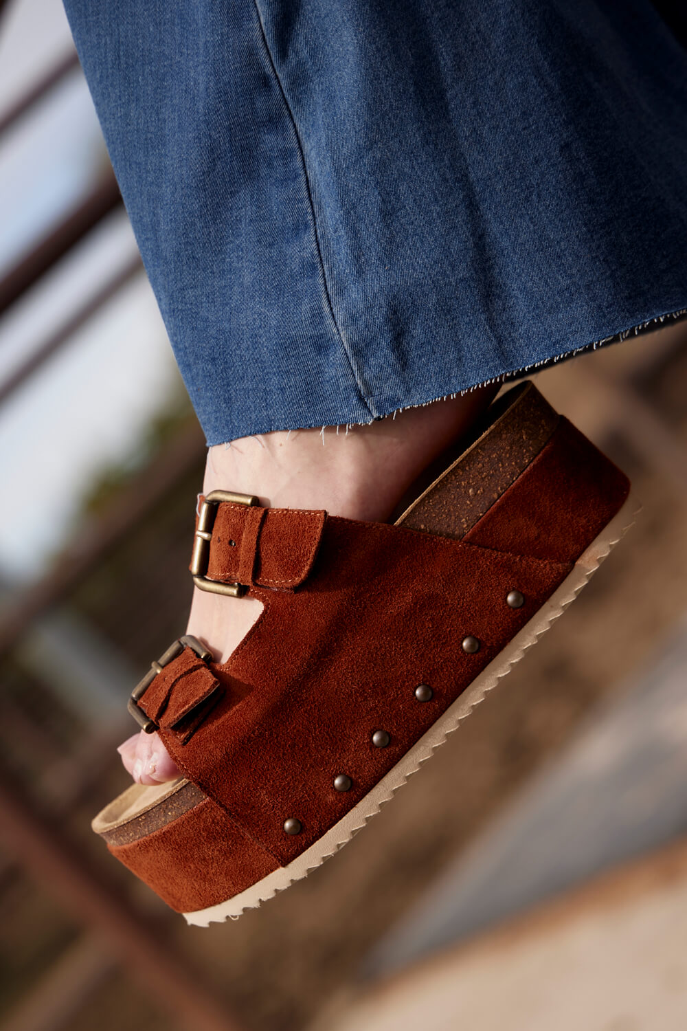 Women's ultra platform brownsuede sandals