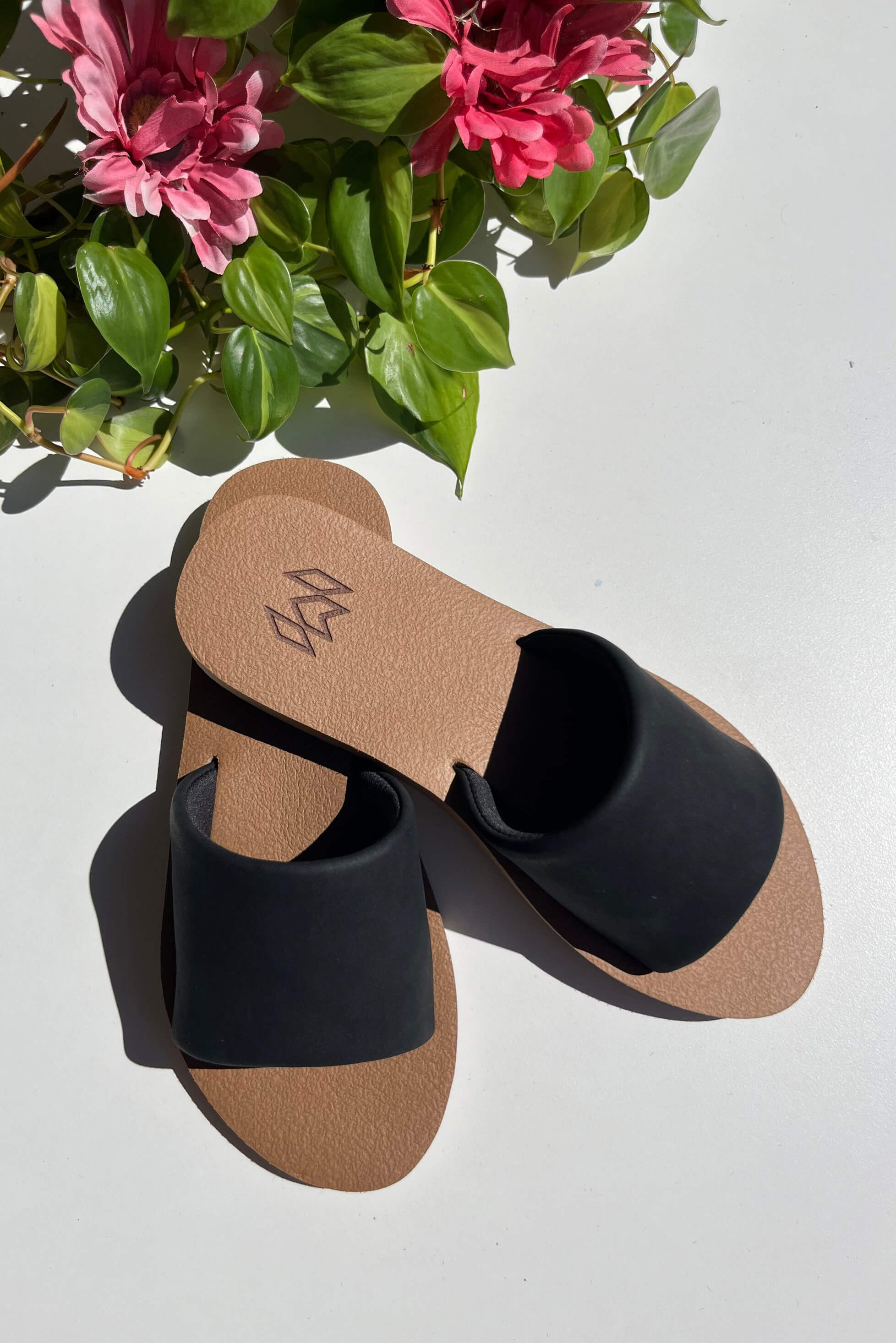 Malvados ellie sandal in jet