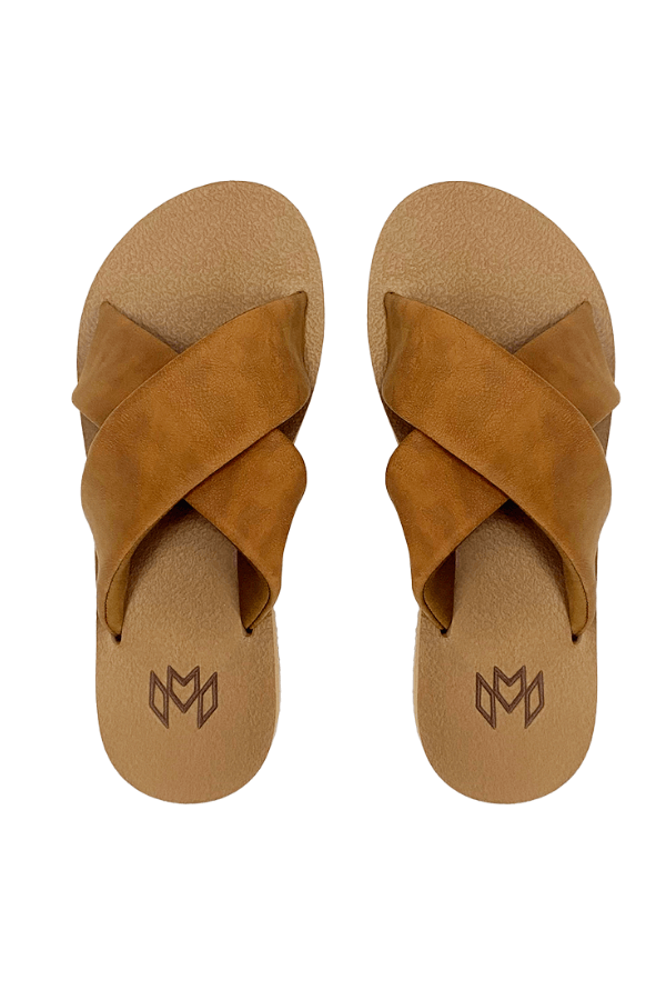 Malvados Icon Ellie Cross sandal in saddle