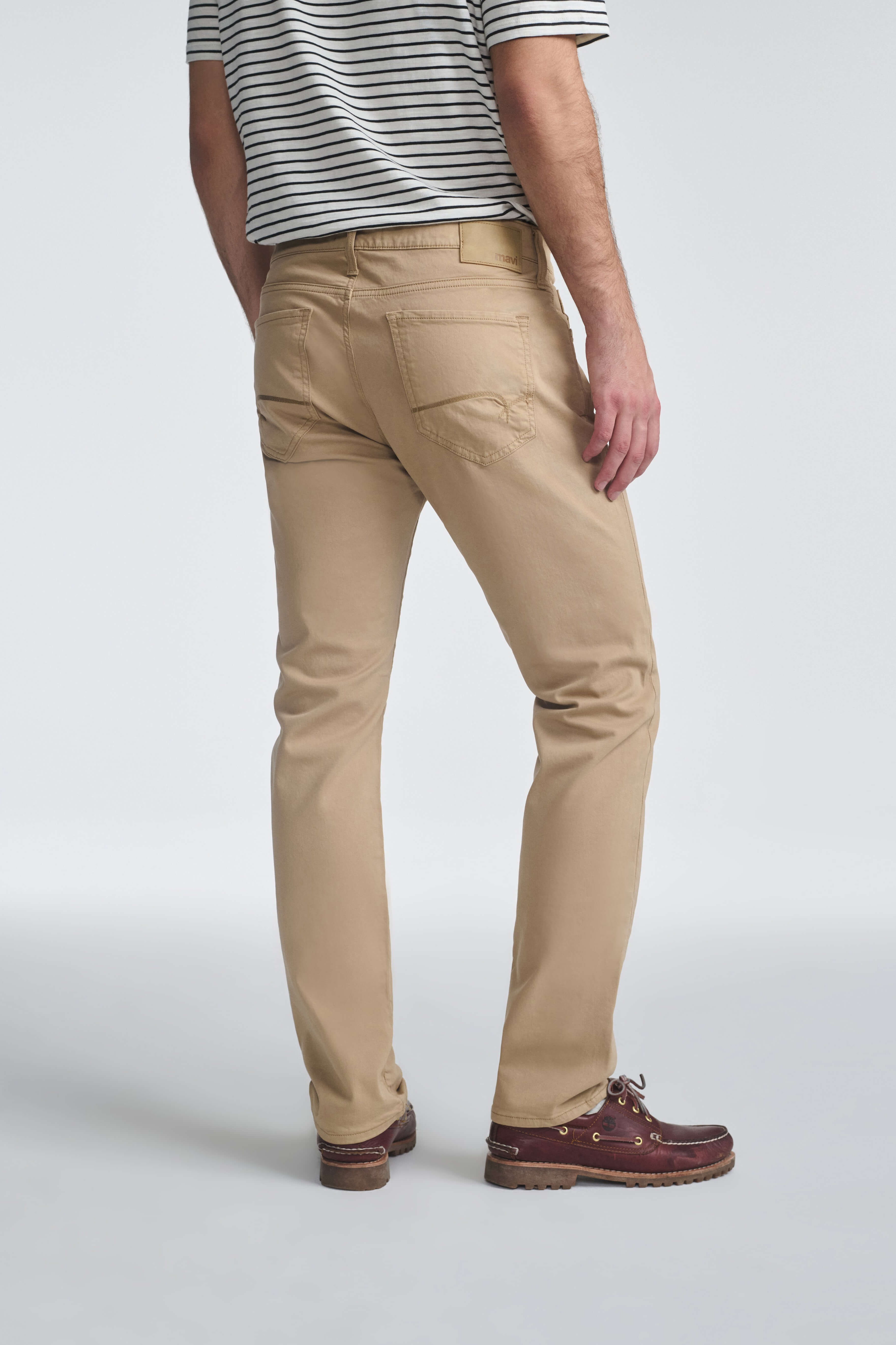 Mavi Jake Slim Leg in cashew twill