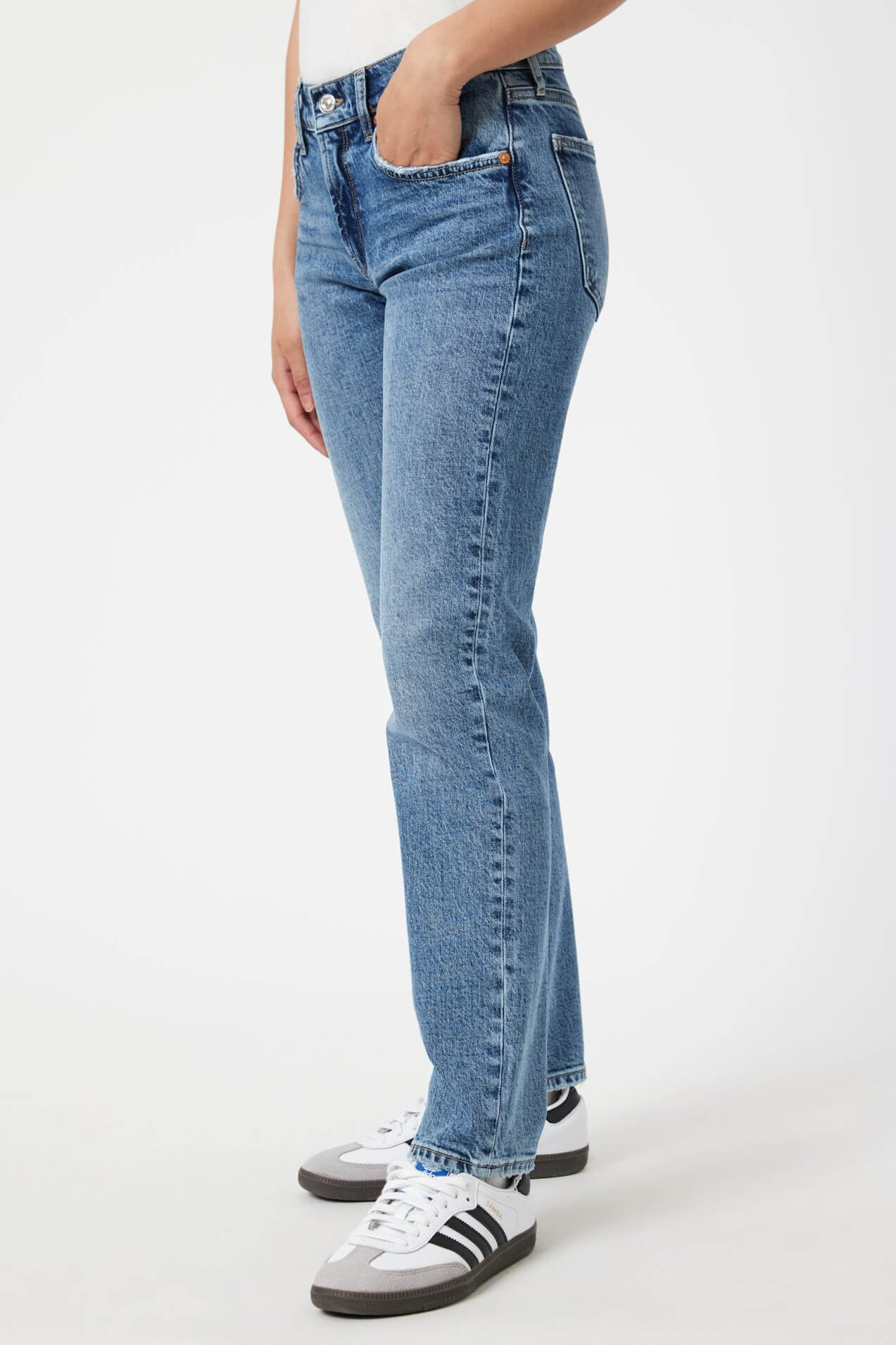 Mavi Jeans mirella low rise straight leg jeans in mid brushed blue