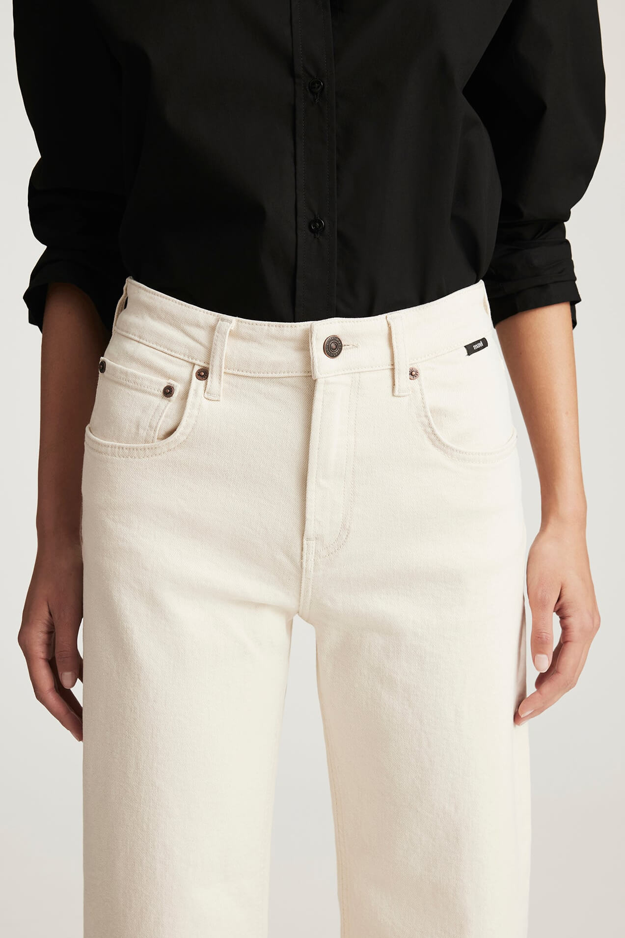 Mavi Nica Barrel jeans in beige classic