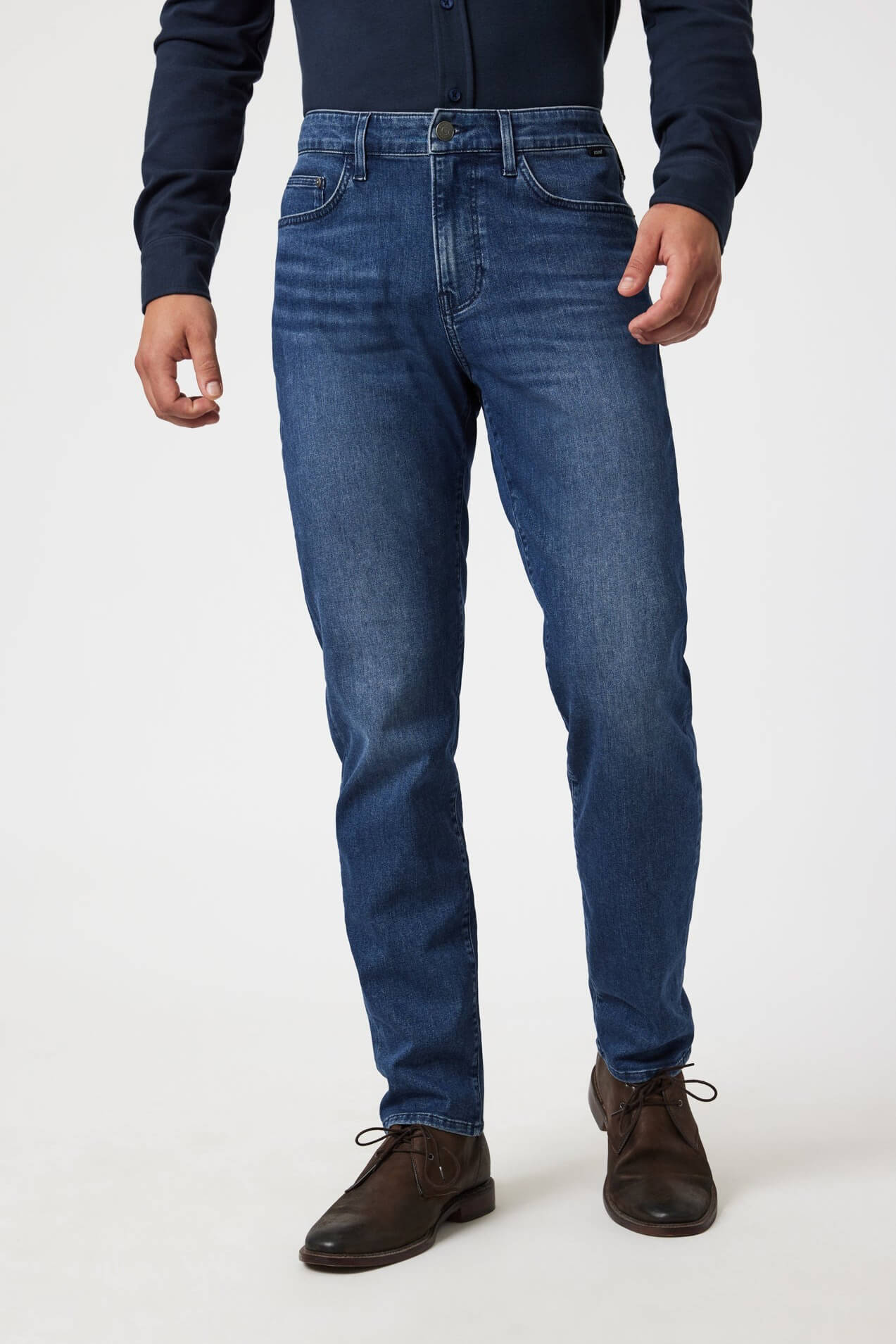 Mavi Jeans Steve athletic jeans in mid brushed supermove