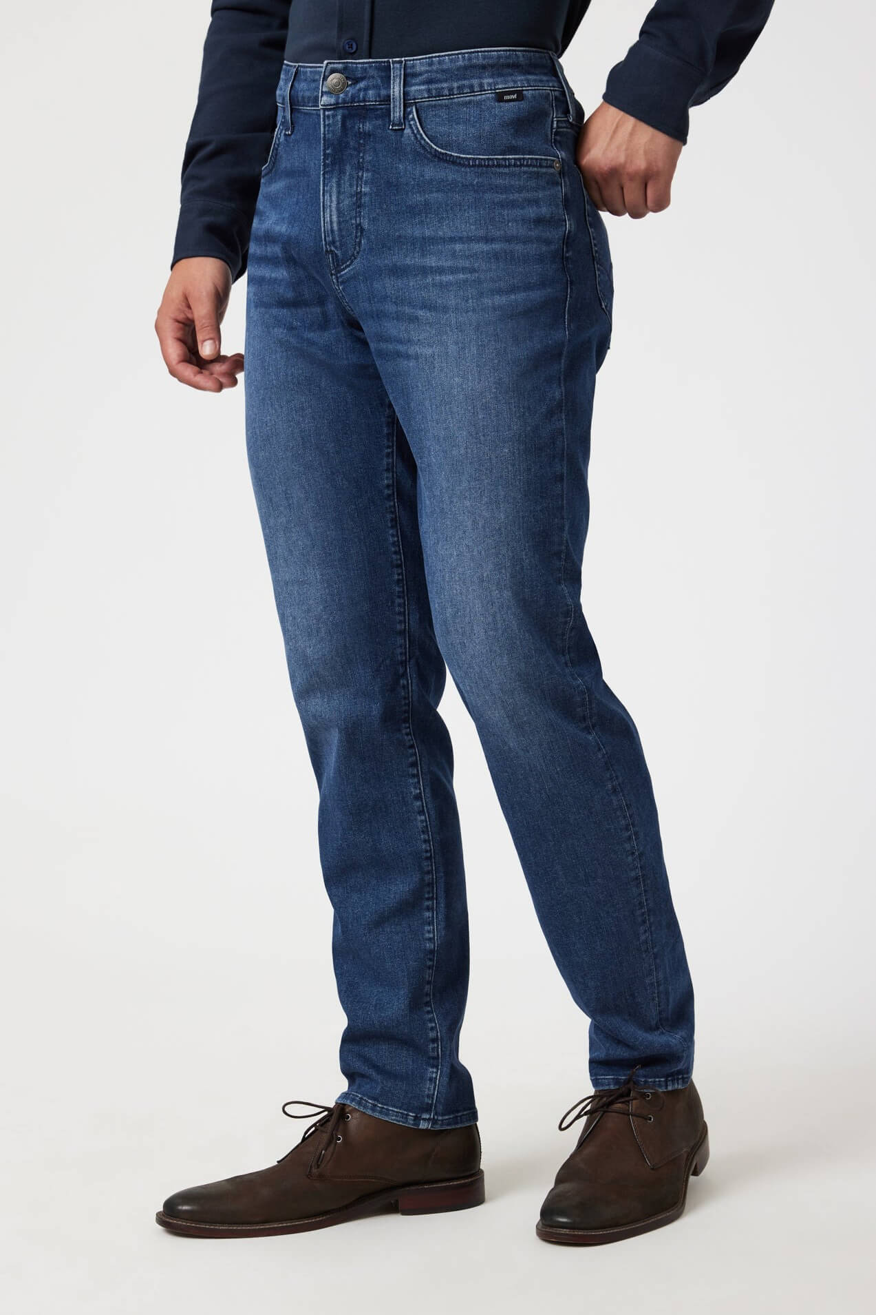 Mavi Jeans Steve athletic jeans in mid brushed supermove