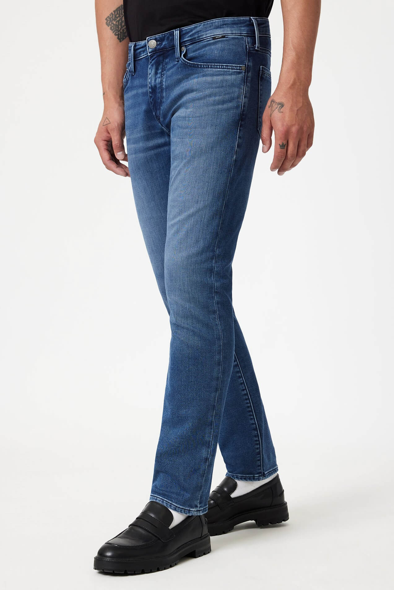 Mavi Jeans Zach straight leg in mid tonal