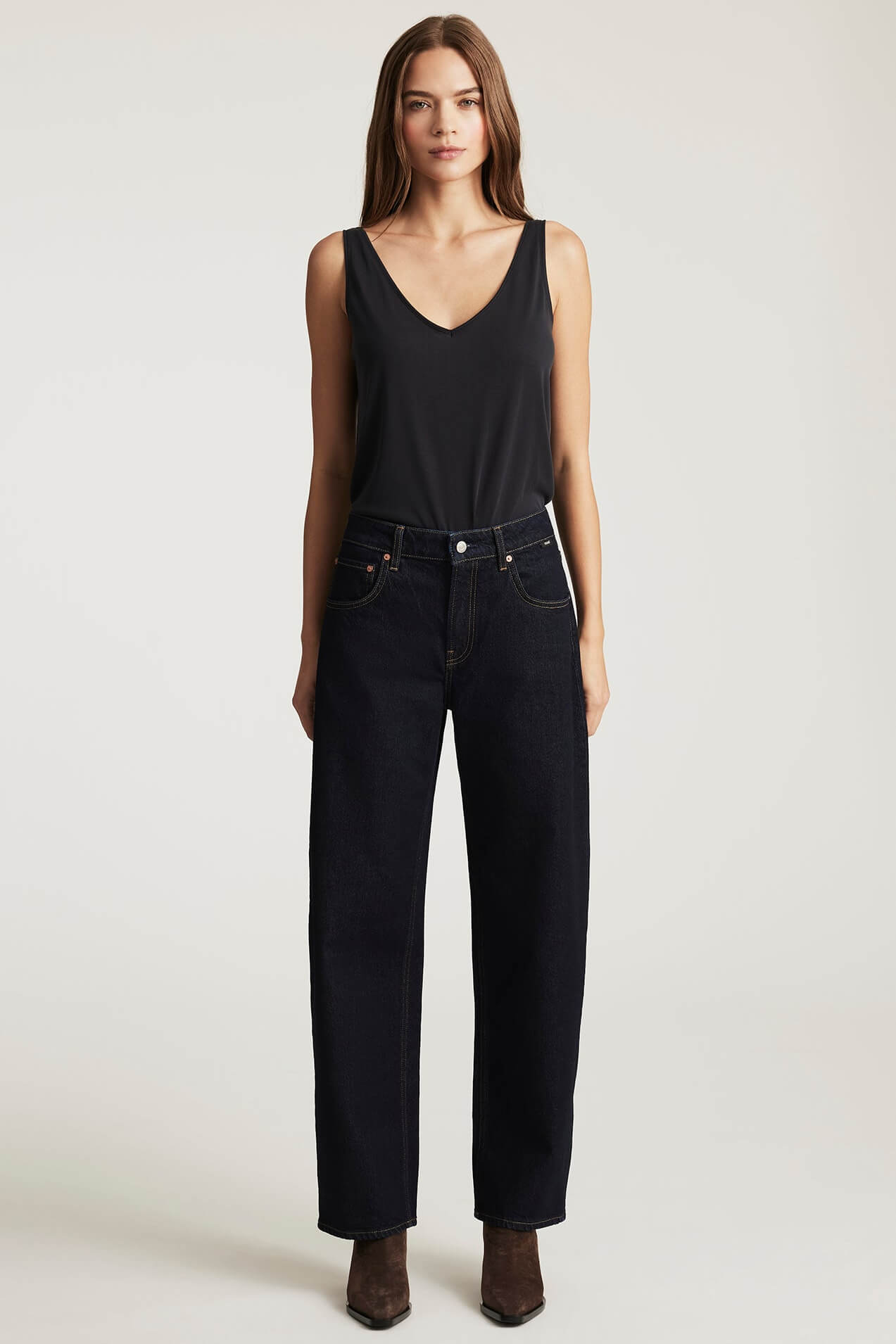 Mavi Nica Barrel jeans in rinse classic blue