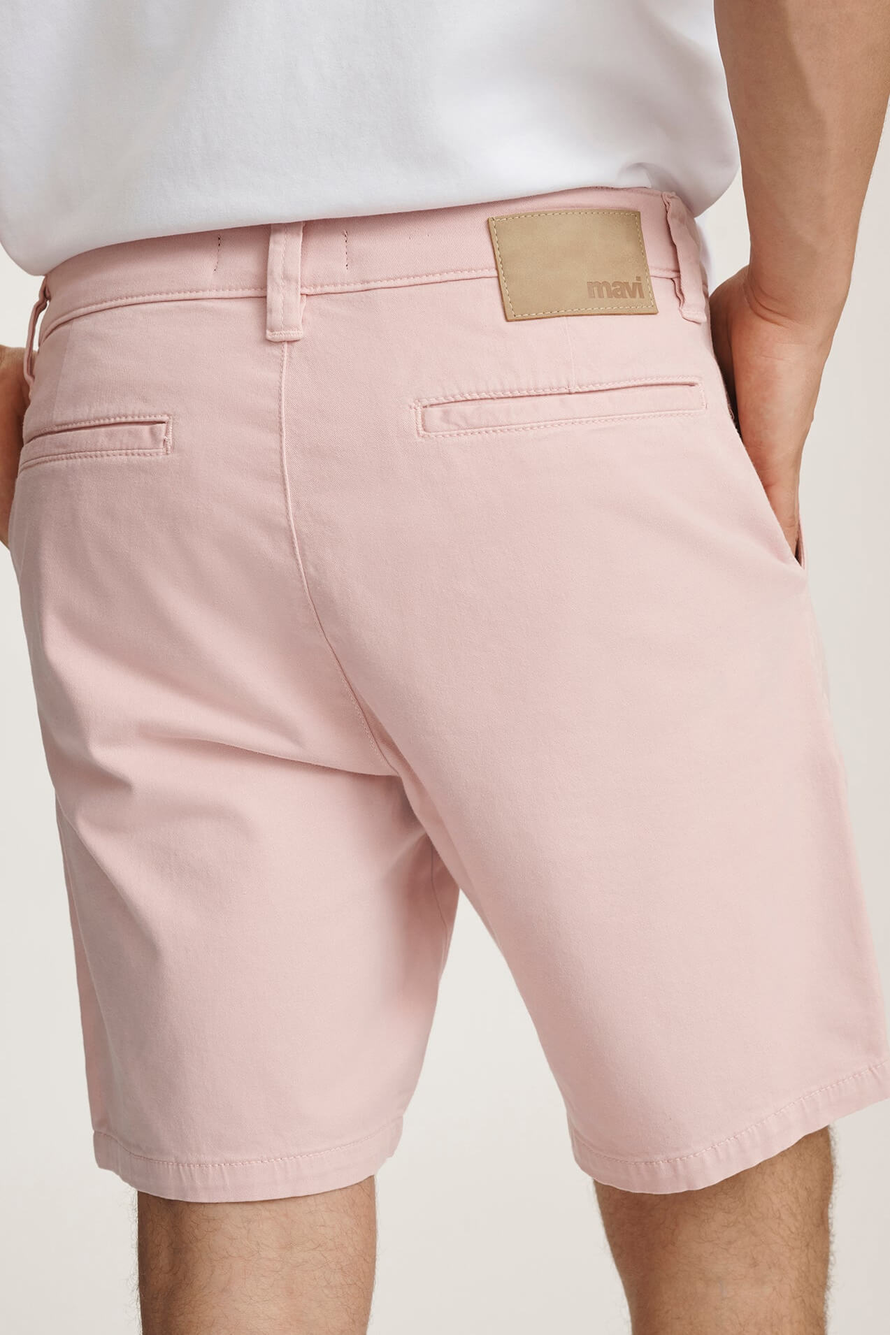 Mavi Noah Chino Shorts in flamingo twill