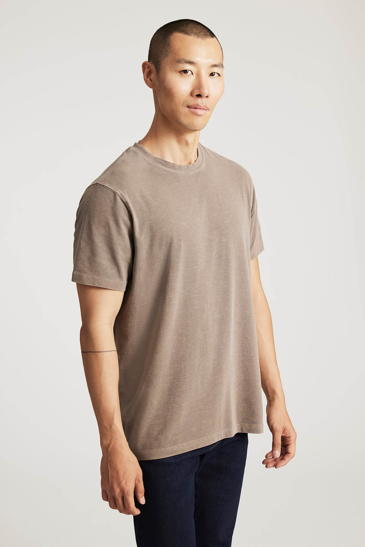 Mavi Short Sleeve Tee in shitake
