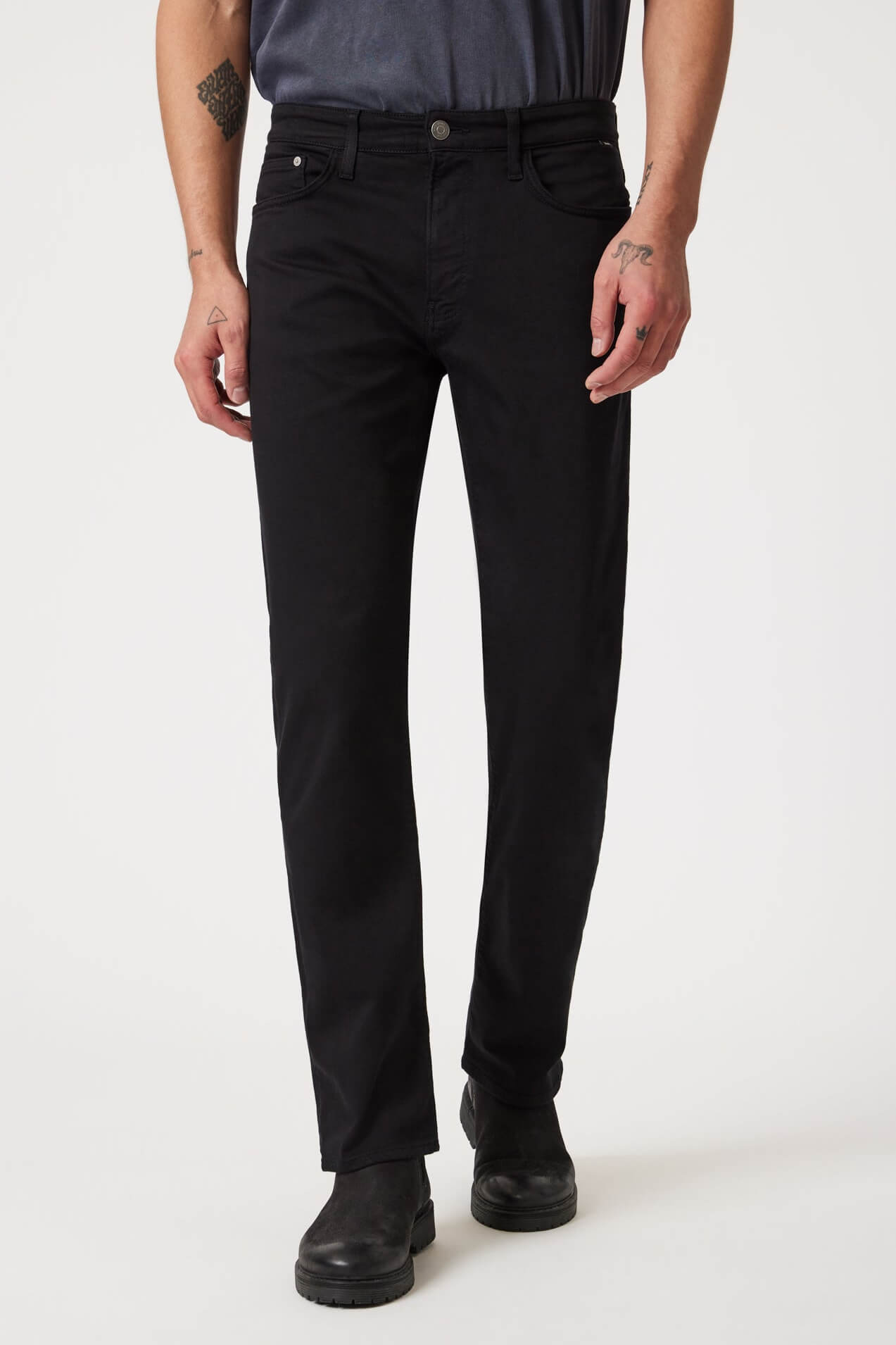 Mavi Zach Straight Leg in black feather blue