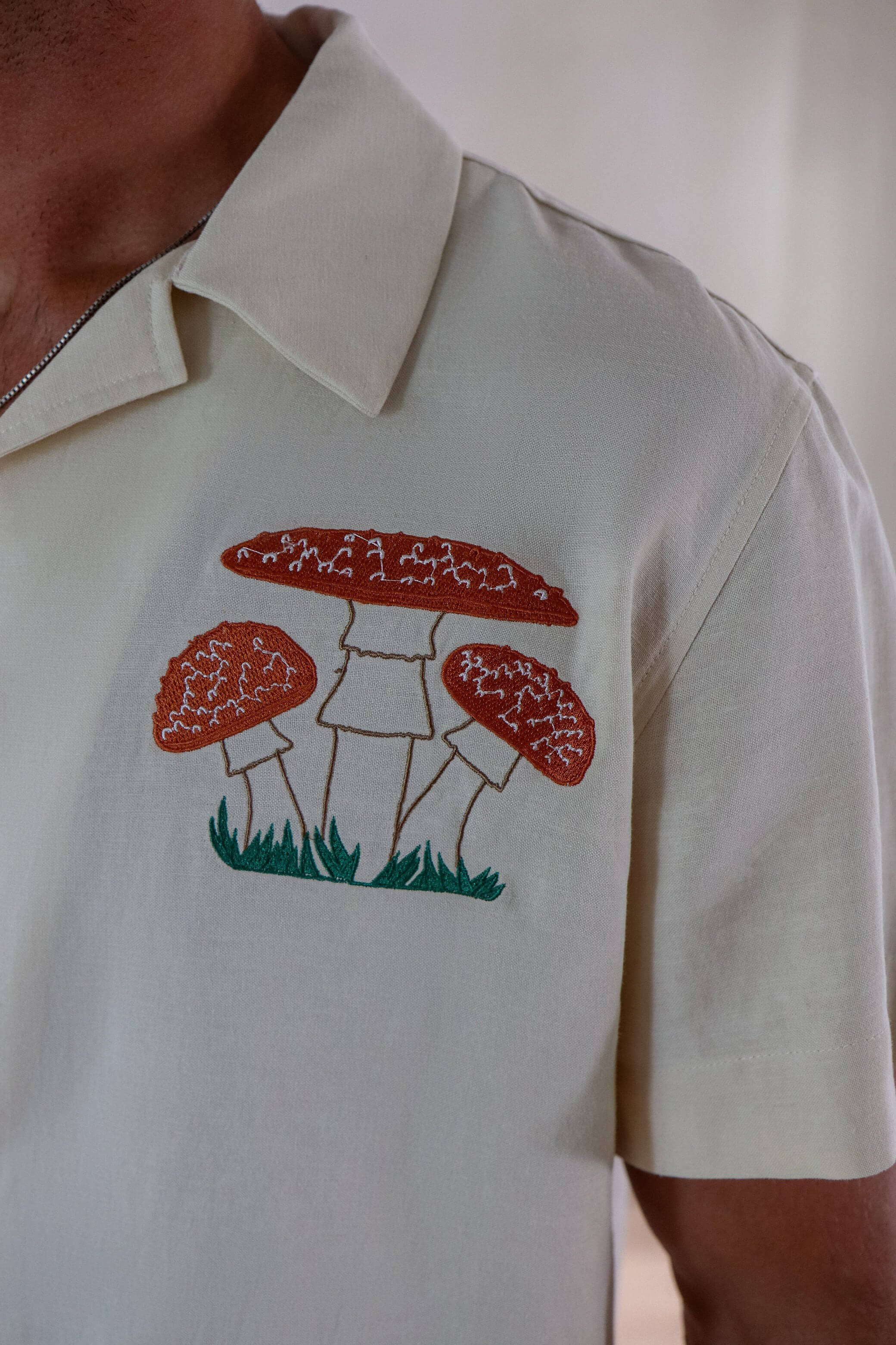 Mavrans mushroom linen shirt for men