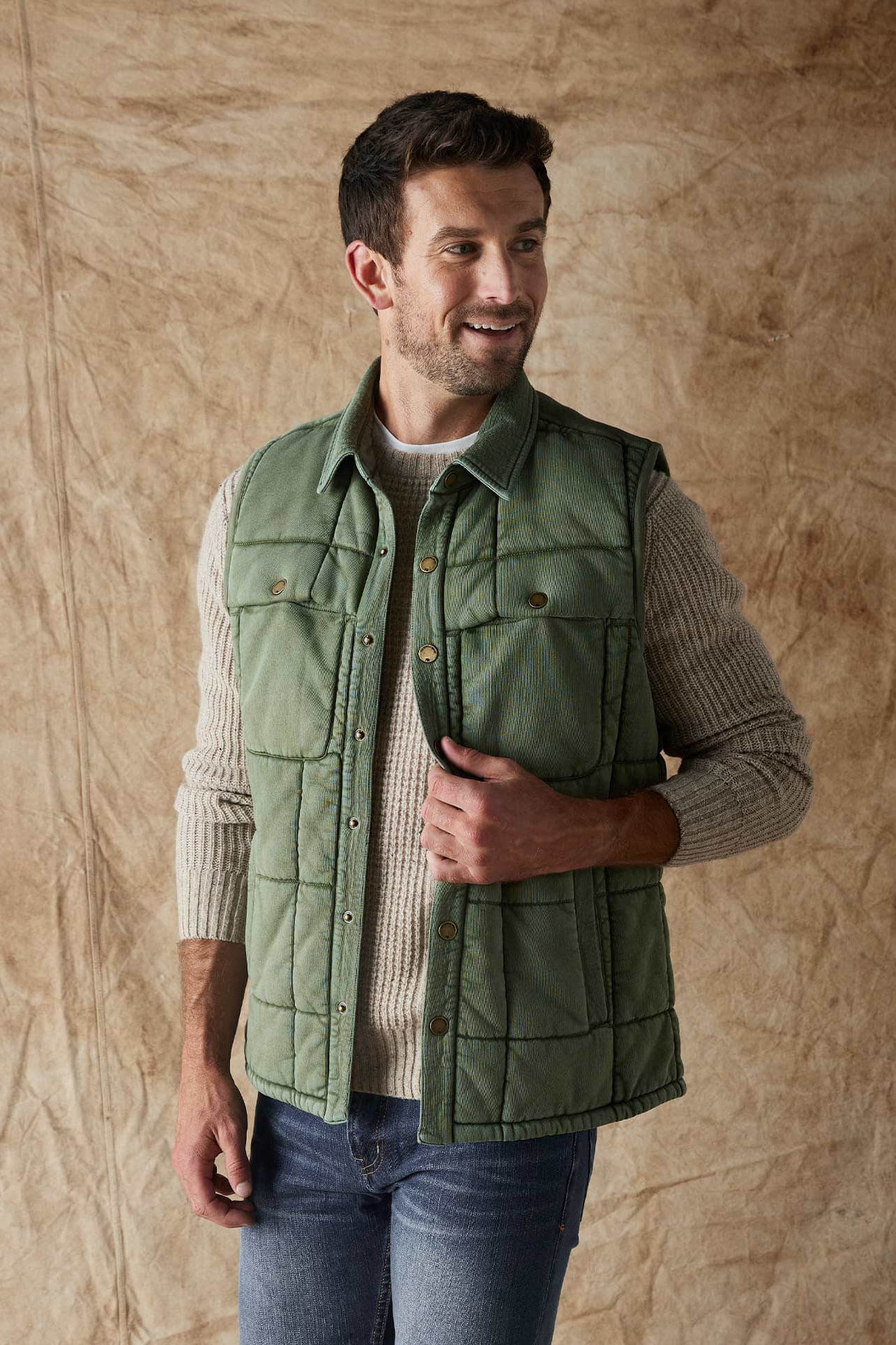 The Normal Brand Jackie Fleece Lodge Vest Laurel Green