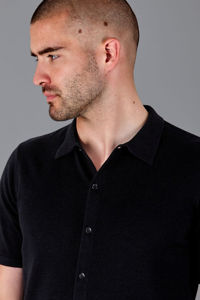 Paul James lightweight cotton short sleeve shirt in black