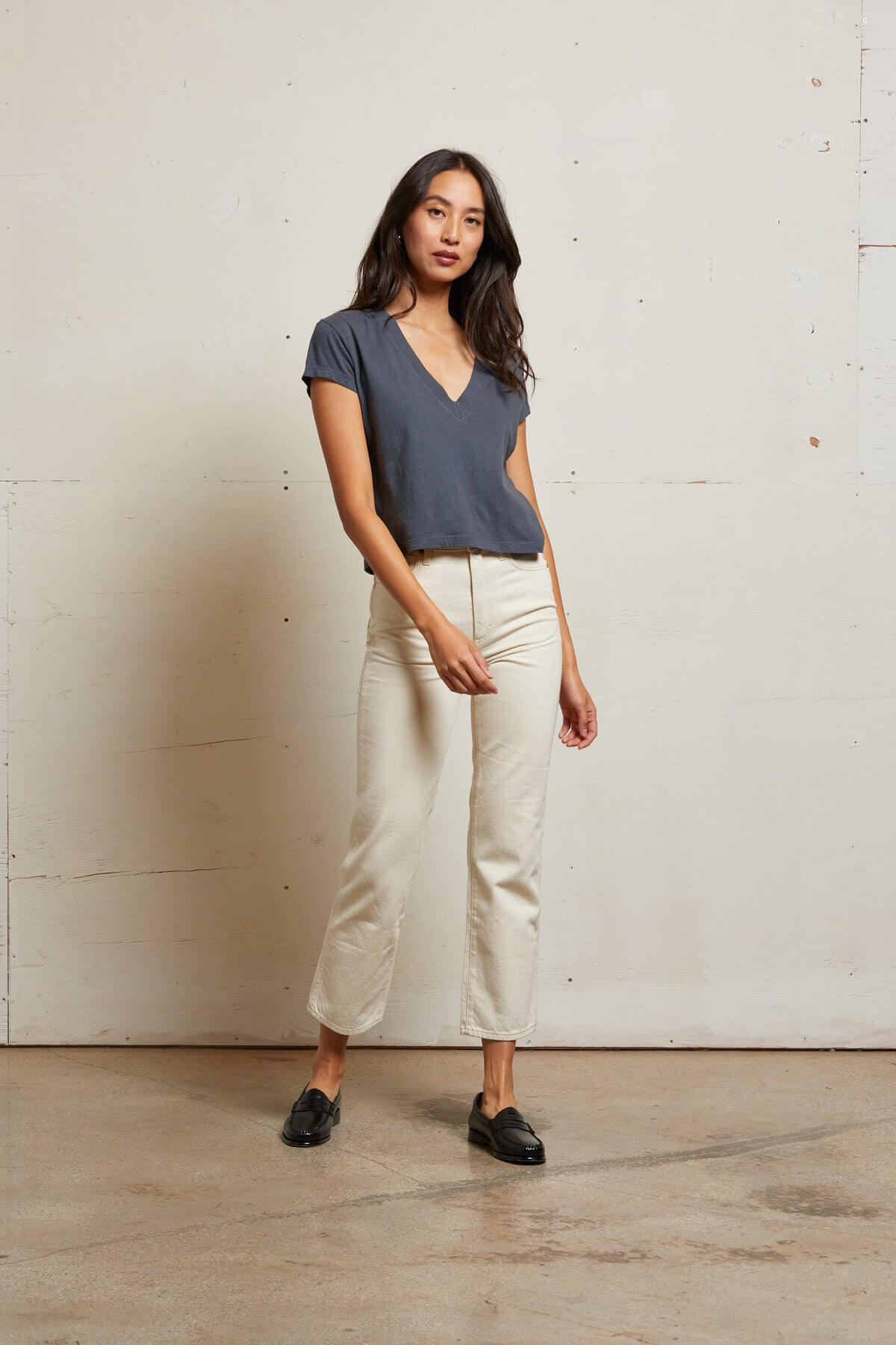 Perfect White Tee alanis cotton v neck in night