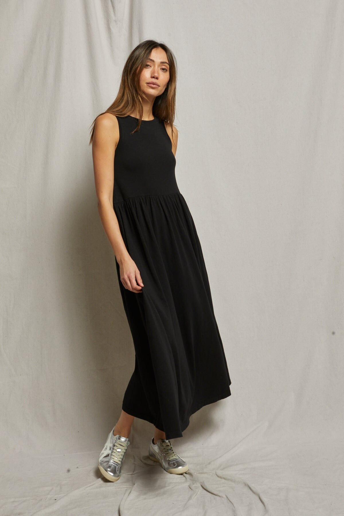 Perfect White Tee Eva dress in true black