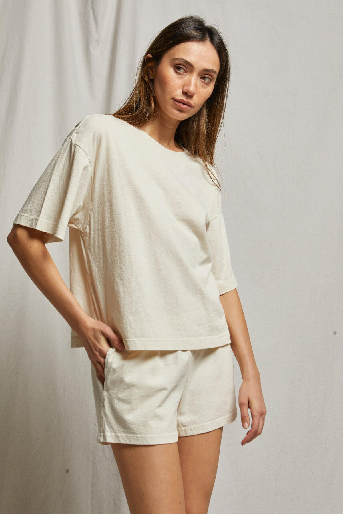 Perfect White Tee Gloria boxy tee in sugar