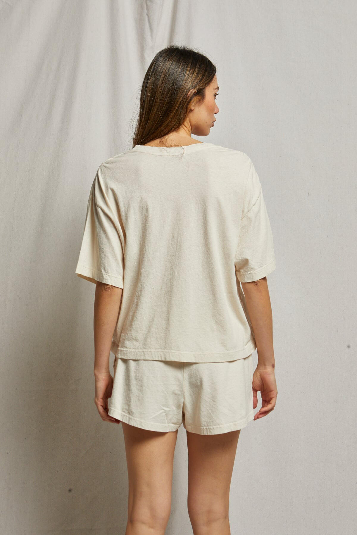 Perfect White Tee Gloria boxy tee in sugar