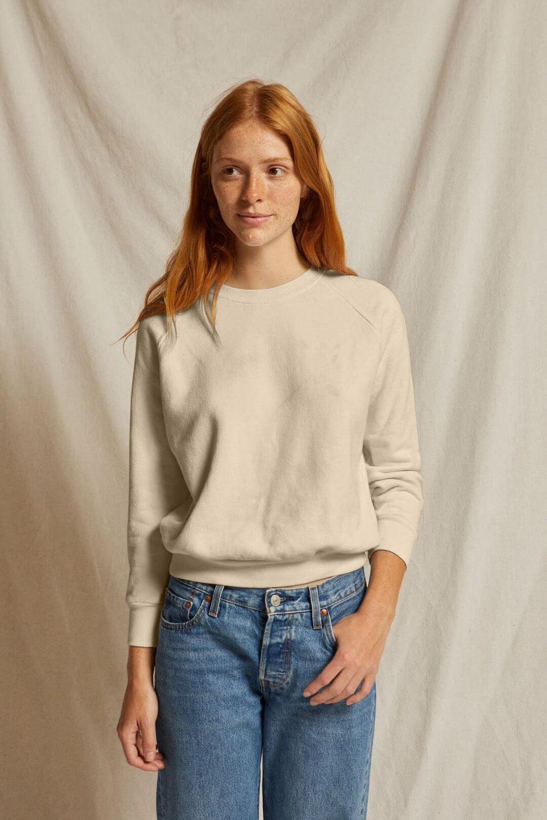 
Perfect White Tee Lennon sweatshirt in sugar