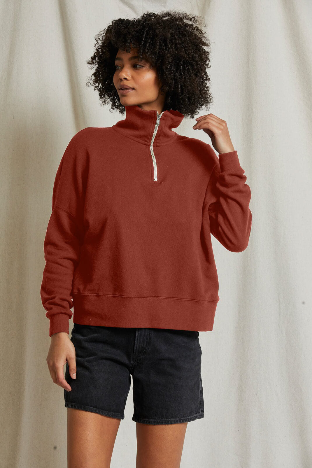 Perfect White Tee Maren pullover in russet