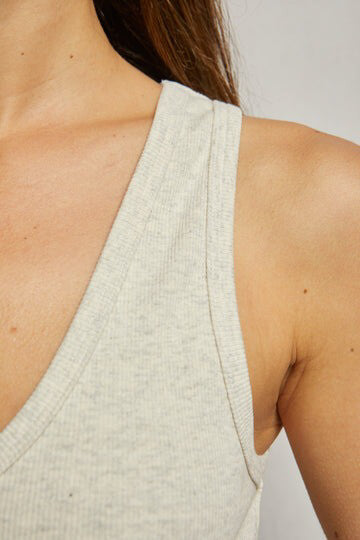 Perfect White Tee Maria tank in oatmeal