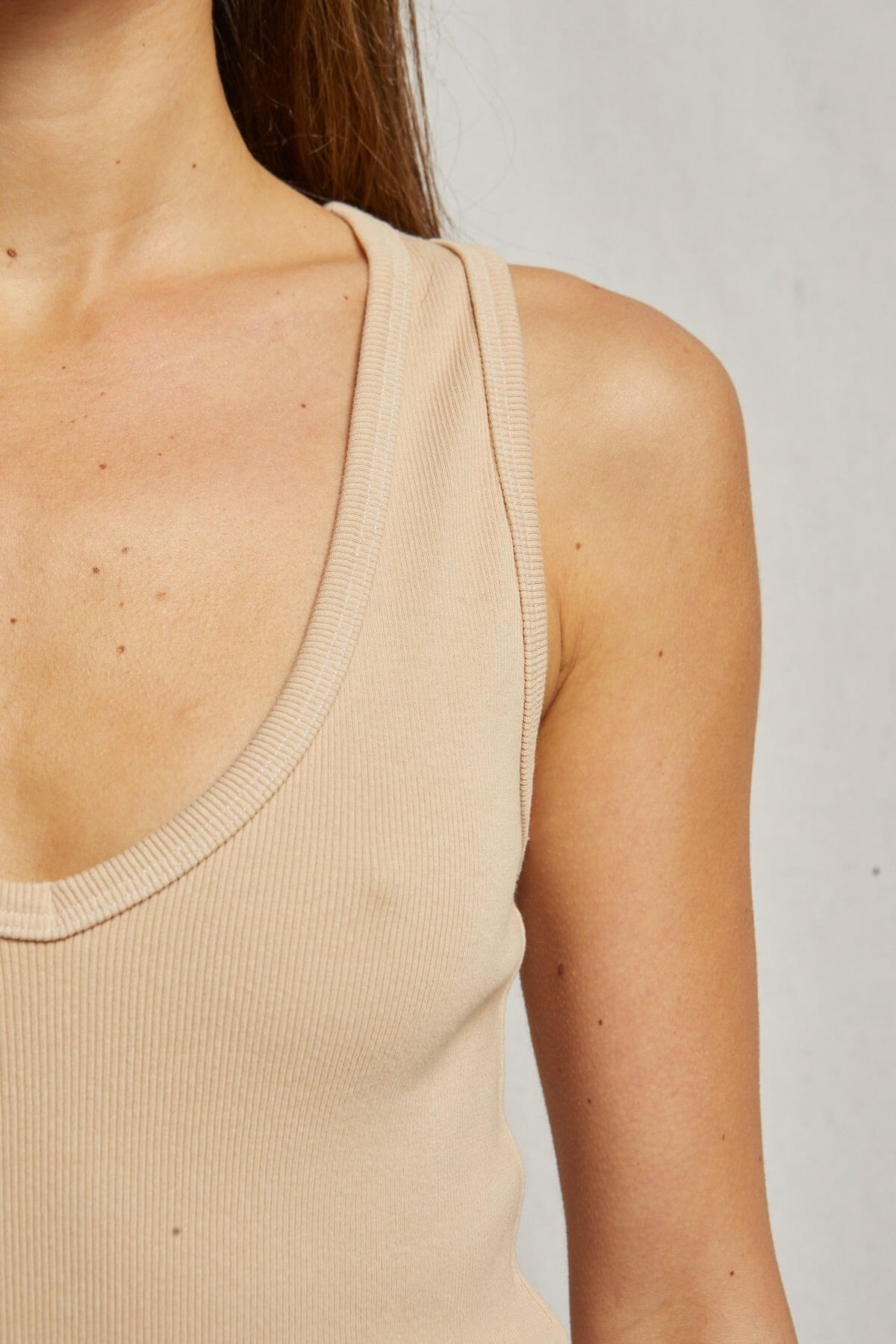 Perfect White Tee Maria v neck tank in sand dune