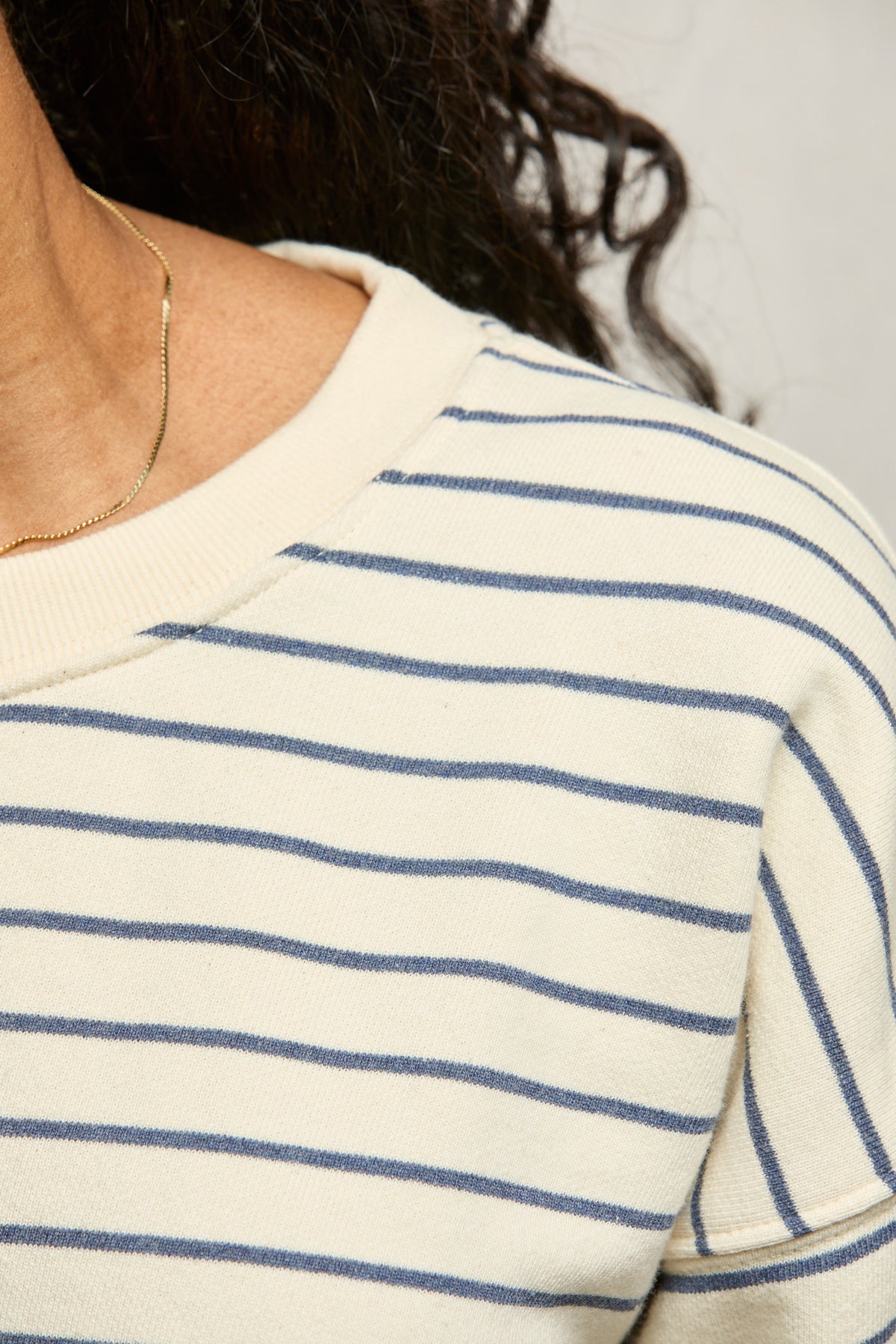 Perfect White Tee Niall sweatshirt in natural night stripe