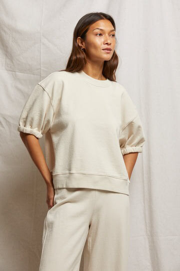 Perfect white tee Rebecca crewneck in sugar