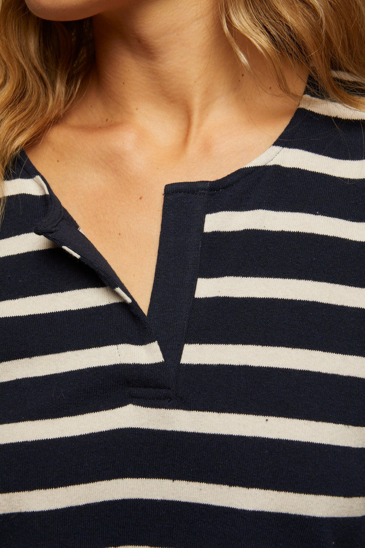Perfect White Tee Sarah shirt in navy stripe