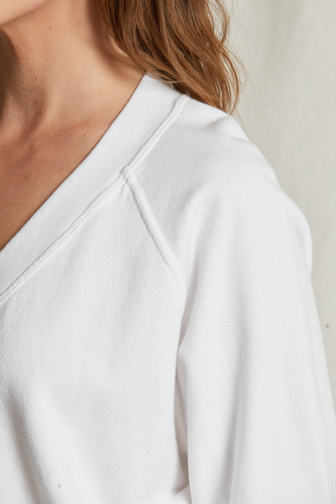 Perfect White Tee Sinead VNeck Sweatshirt White