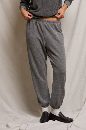 Perfect White Tee Stevie Sweatpant in dark heather grey