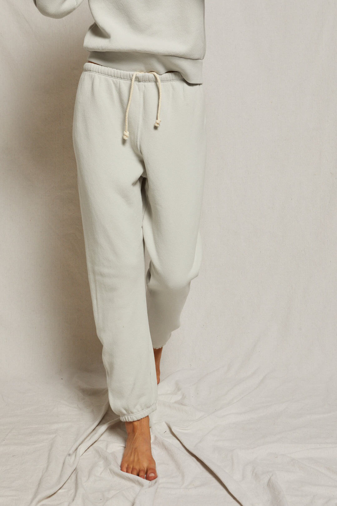 Perfect White Tee stevie sweatpant in chalk