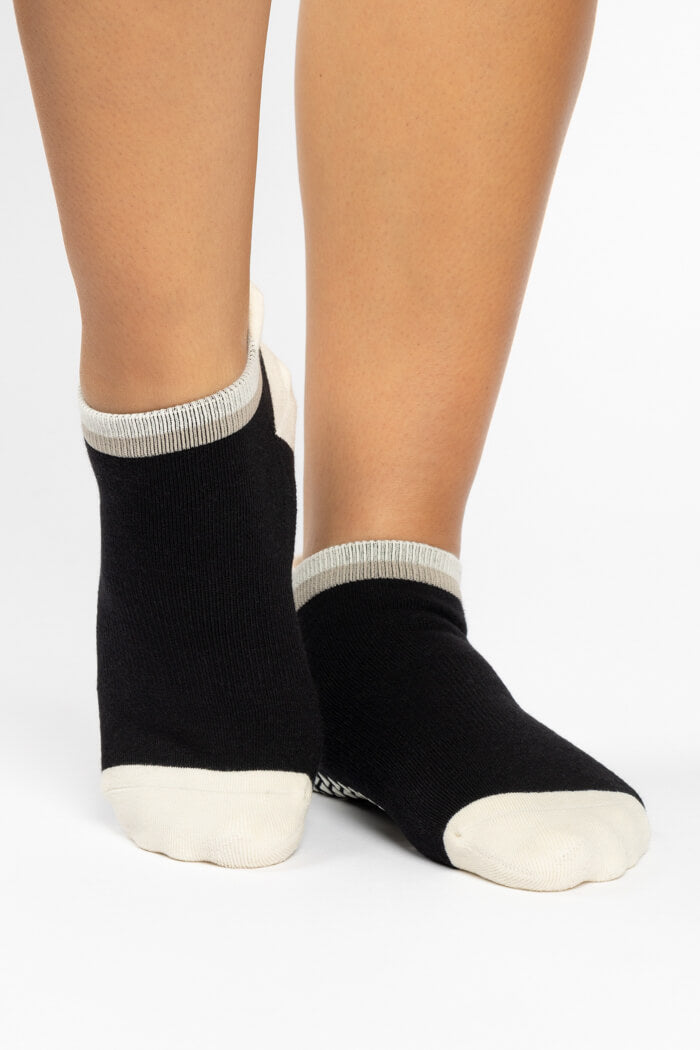 Pointe Studio lou sock in black