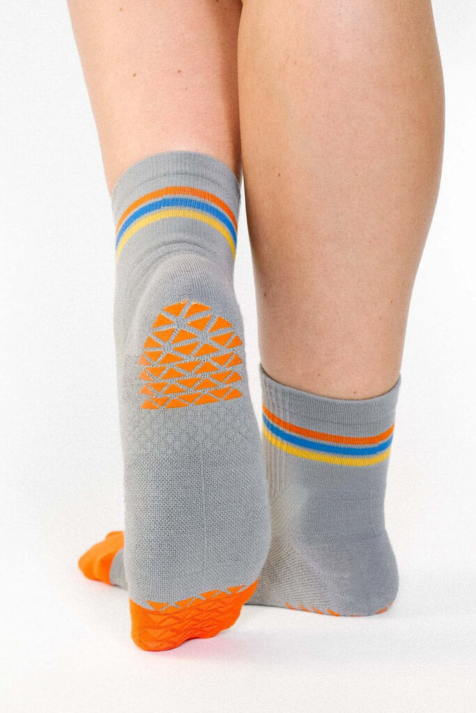 Pointe Studio Phoebe ankle runner sock in grey