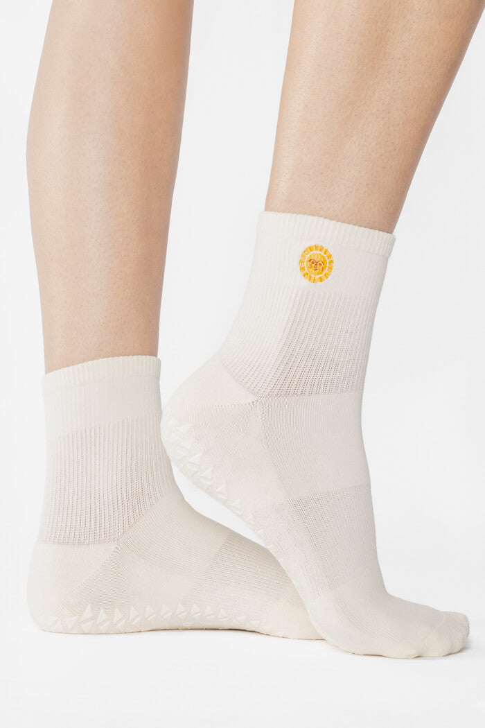 Pointe Studio Sunny ankle grip sock in white