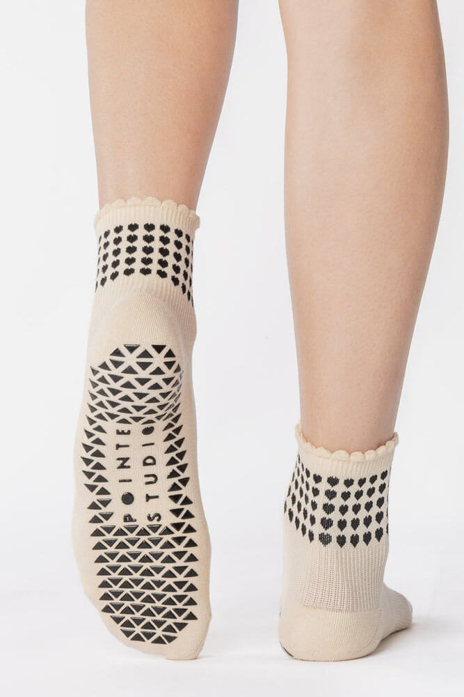 Pointe Studio sweetheart ankle grip sock in ivory