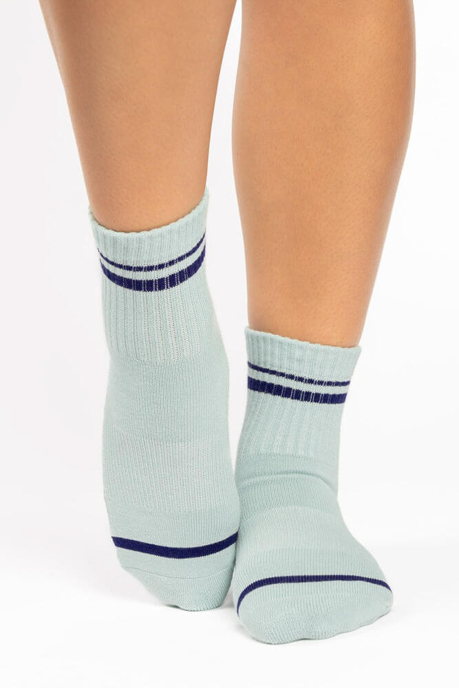 Pointe Studio varsity ankle grip sock in sky