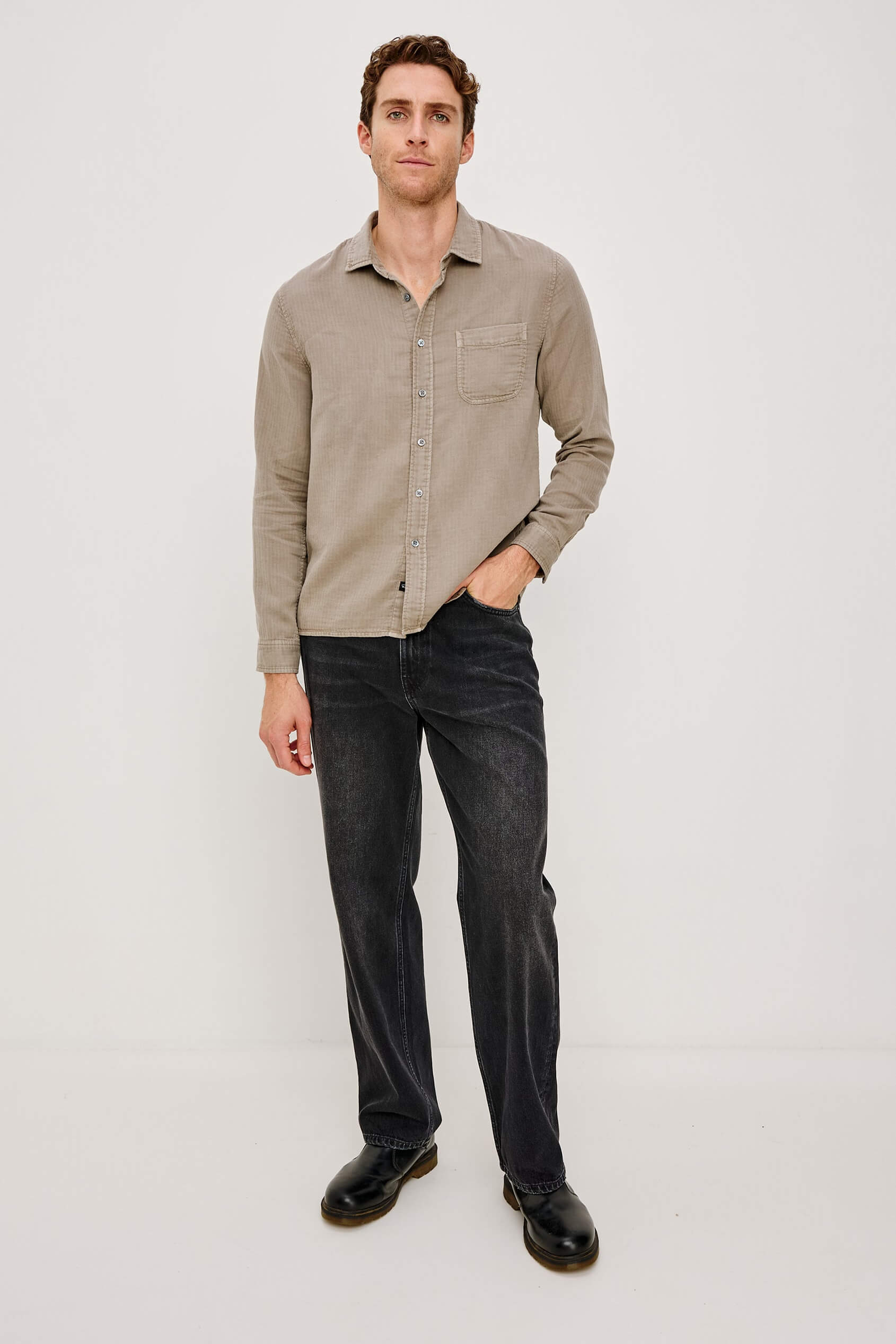 Rails Owen Shirt in desert path