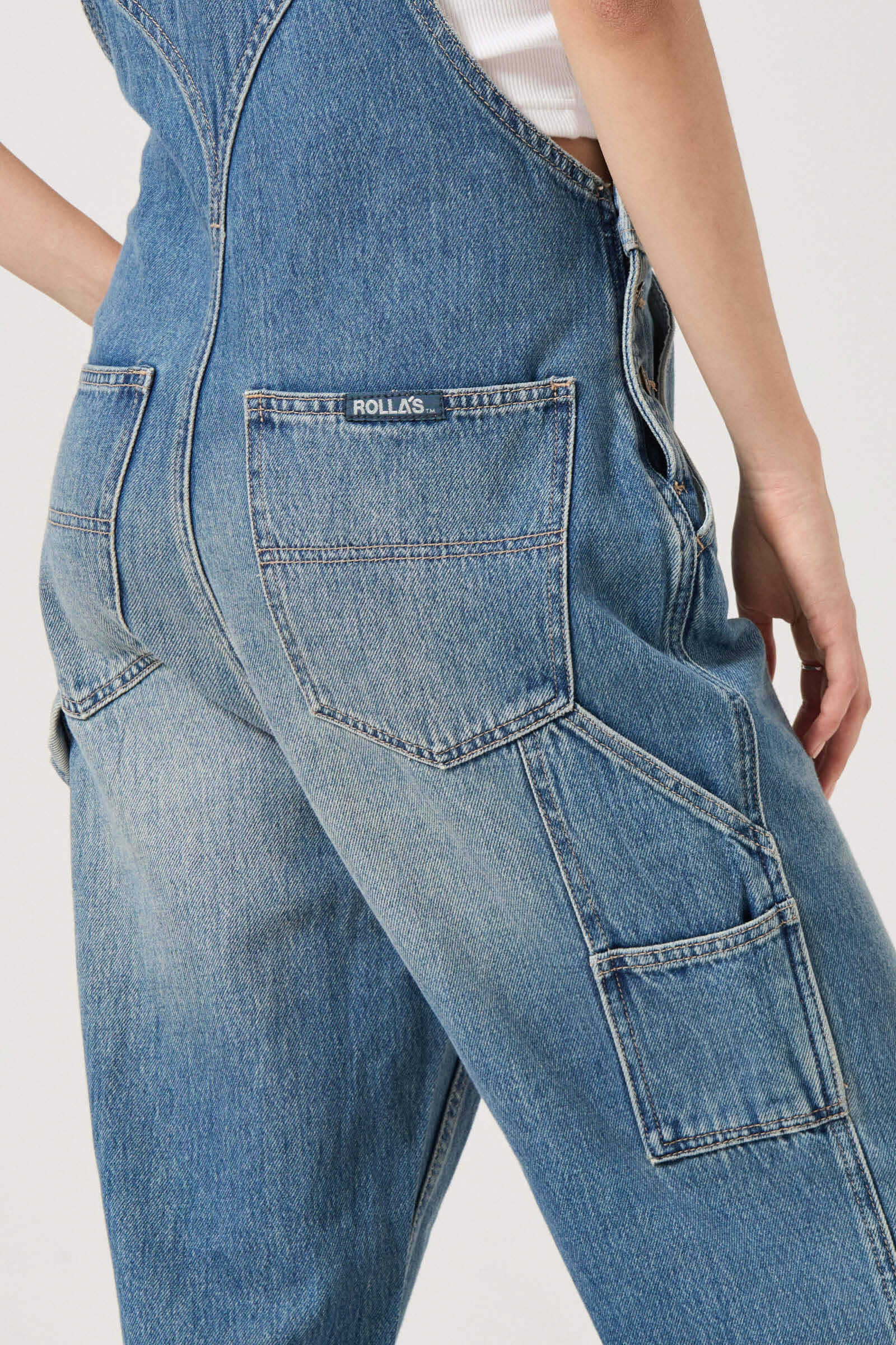 Rollas Jeans Super Loose Overalls in dakota vintage