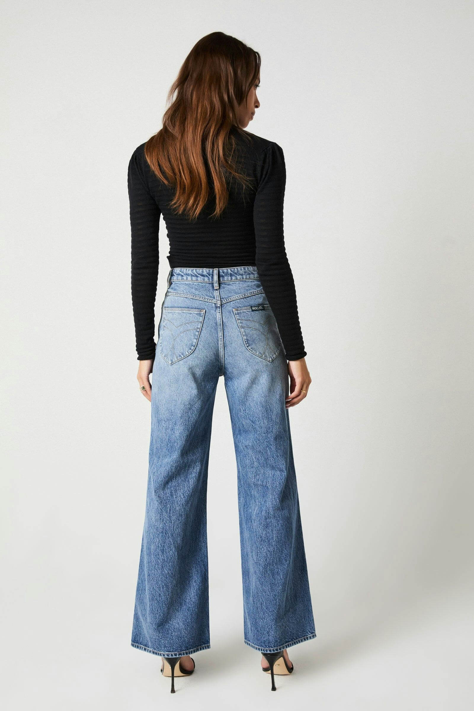 Rollas Jeans studio flare in mid vintage blue