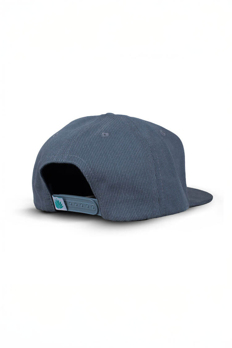 Sendero mountainscape hat