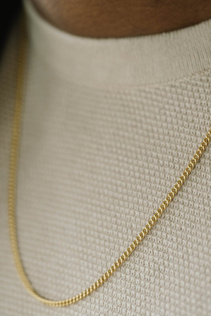 Steel and barnett minimal necklace in gold